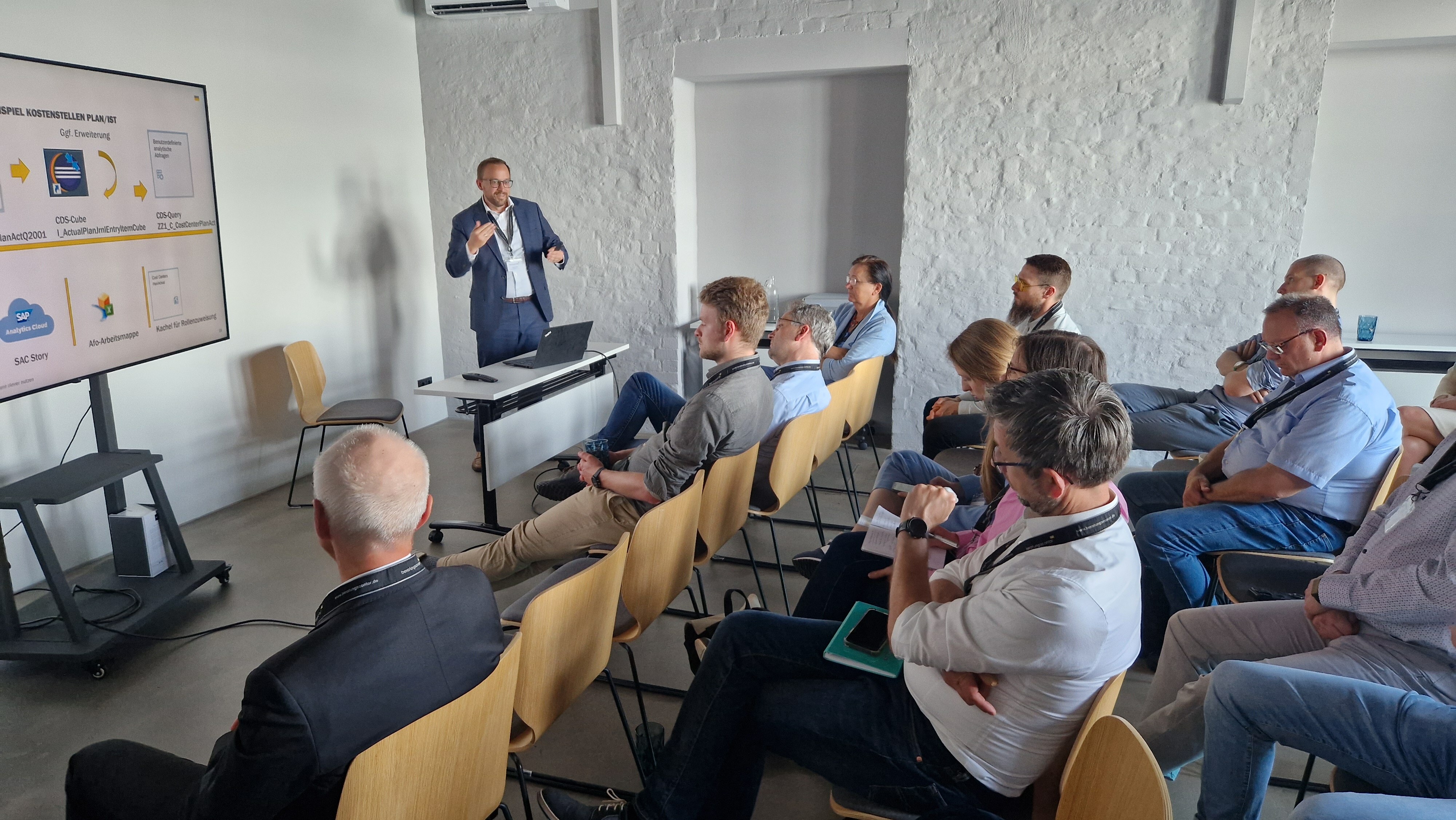 Line of Business Track - Matthias Fessele