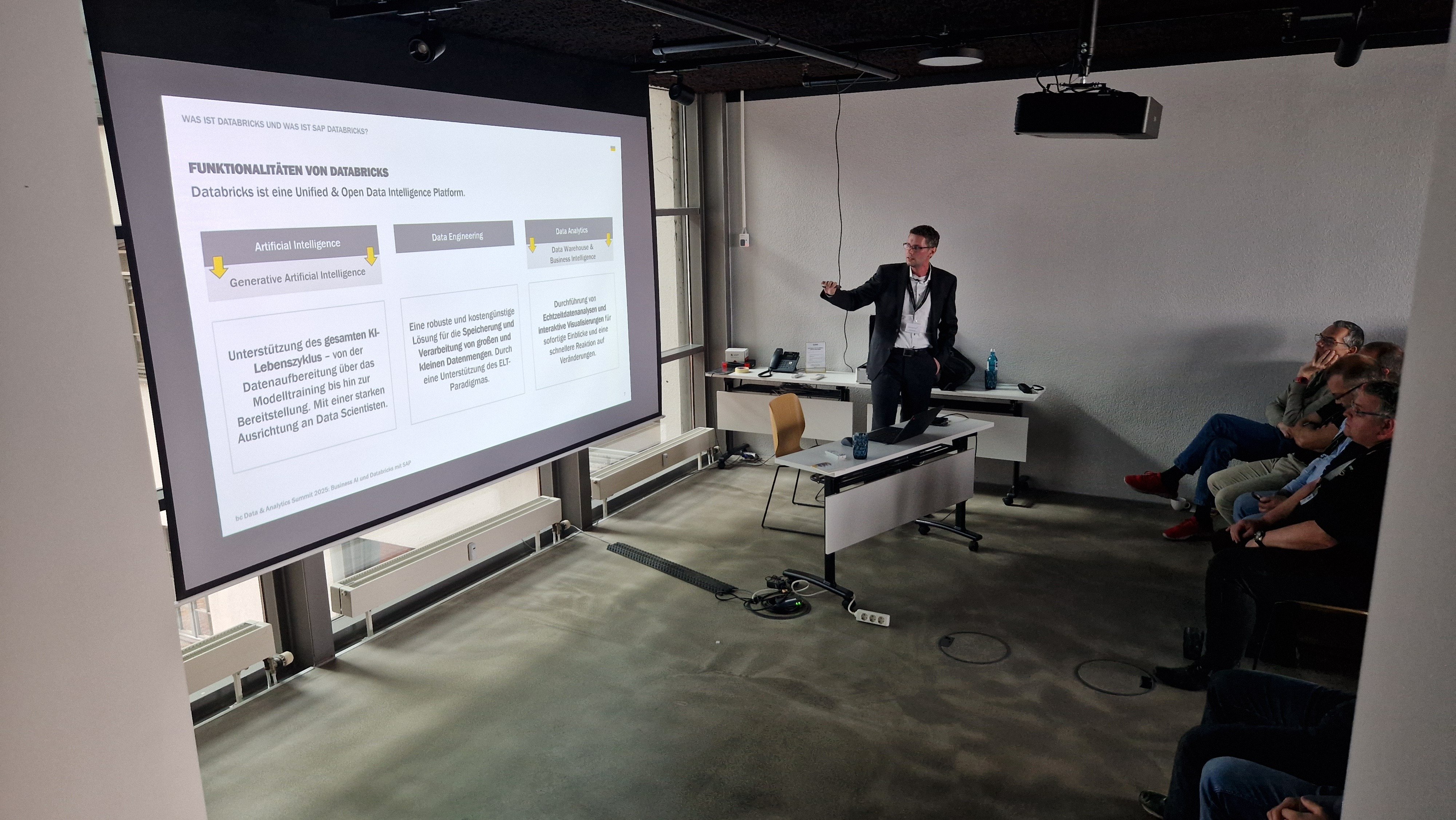 Technology Track mit Marcel Scherbinek